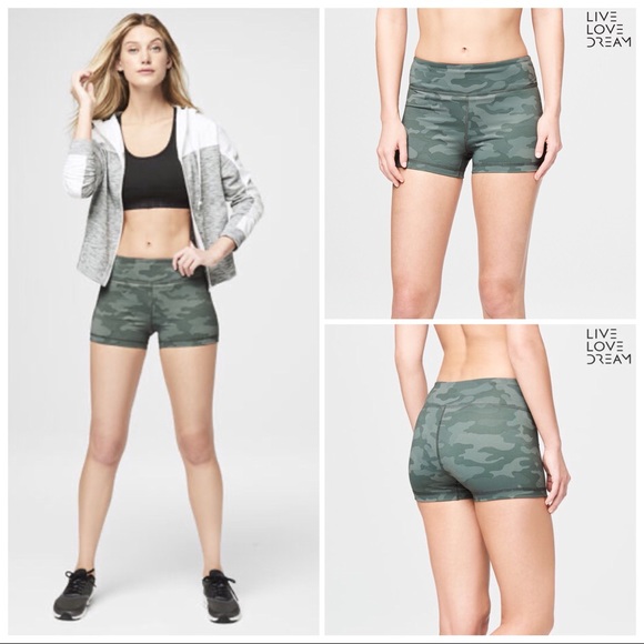 Live Love Dream Camouflage Spandex Training Gym Shorts Green Small - Picture 1 of 9